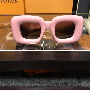 LOEWE INFLATED SQUARE PINK SUNGLASSES